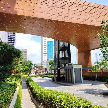 Lucentia Residence Apartment With Lalaport